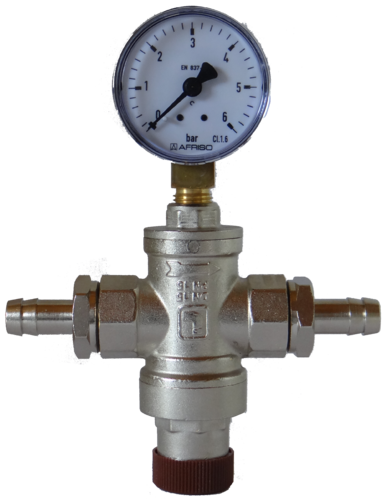 Pressure controller for water with manometer and spouts